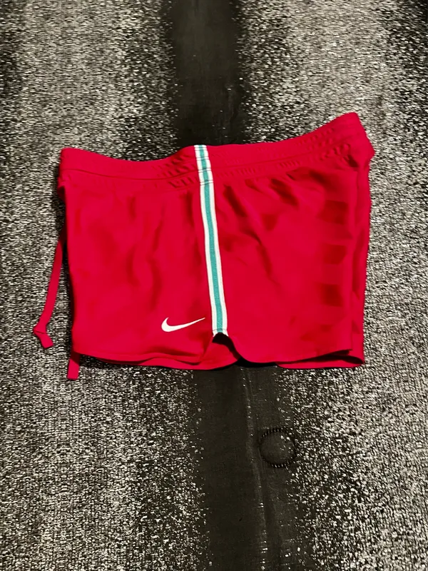 Womens medium Nike Shorts - Image 2