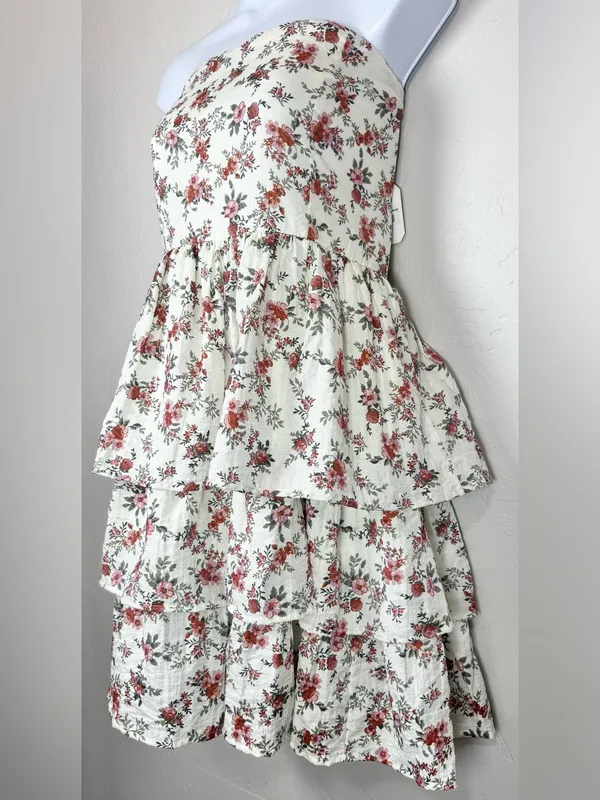 Altar'd State Ivory Strapless Floral Tiered Mini Dress Size Large - Image 5