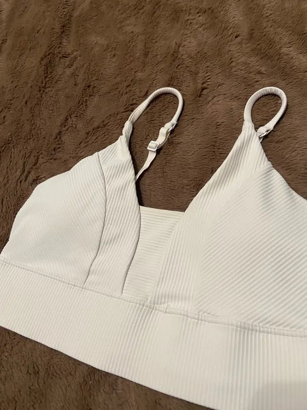 Old Navy Active Light Support PowerSoft Ribbed Sports Bra - Image 3