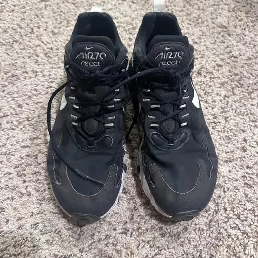 Air Max 270 react Size 8.5 - Image 3