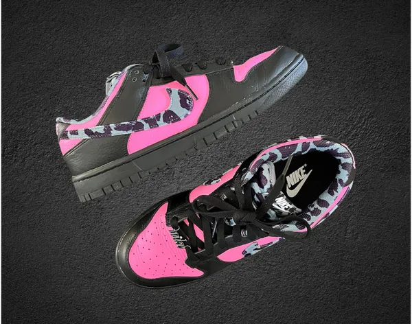 Nike New iD By Kelly Dunk Low Black Pink - Image 2