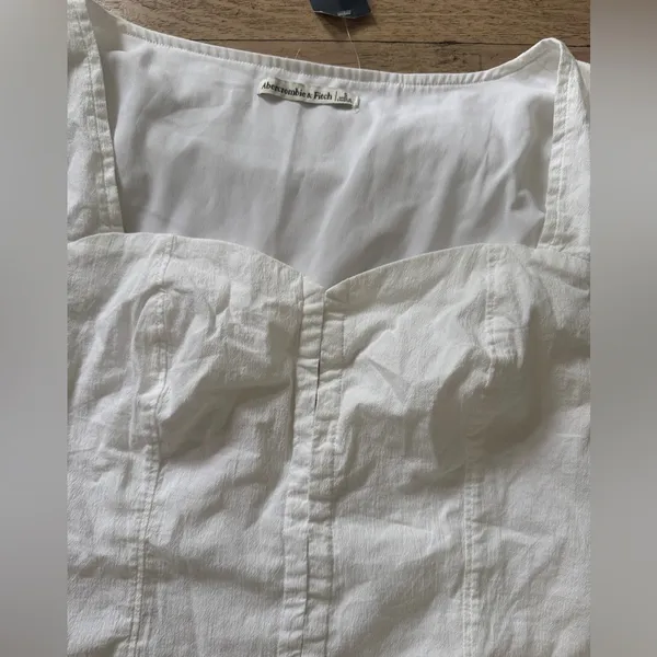 NWT Abercrombie & Fitch Crop Top - Image 6