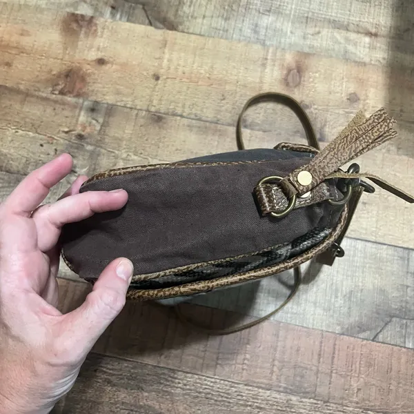 Myra Bag Women's Leather Cotton Crossbody Bag Purse 13"x9"x3" Western Country - Image 5