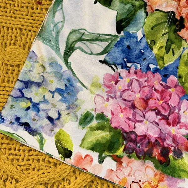 Skinz Size S Floral Skort Pink - Image 4