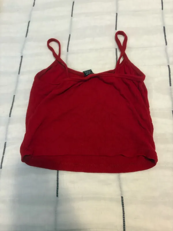 Red Shein Cropped Tank Top - Image 3