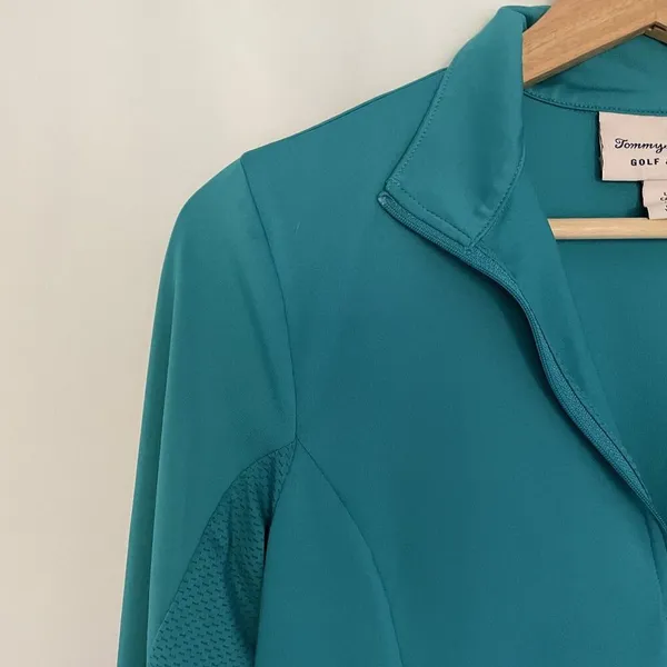 Tommy Bahama Golf & Tennis Womens Long Sleeve Quarter-Zip Top size small - Image 2