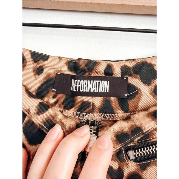 Reformation High Rise Leopard Print Skinny Jeans Size 4 - Image 3