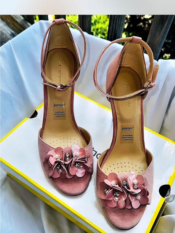Liz Claiborne Pink Floral Block Heel Sandals 9.5 - Image 3