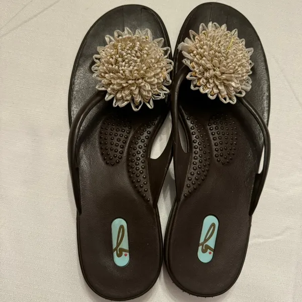Oka-B Floral Flip Flop Sandals Brown Comfort Thong USA Made Women’s 8.5-9.5 - Image 7