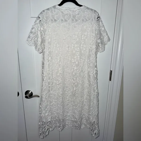 NWOT Short Sleeve Crochet Midi Dress - Image 2