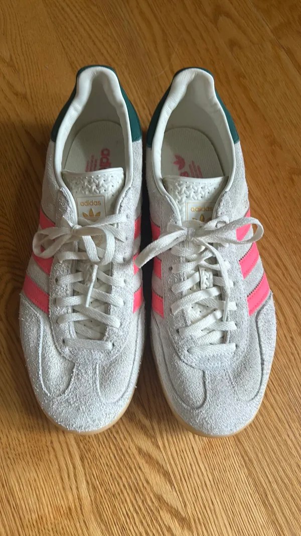 Gazelle Adidas Women’s - Image 4