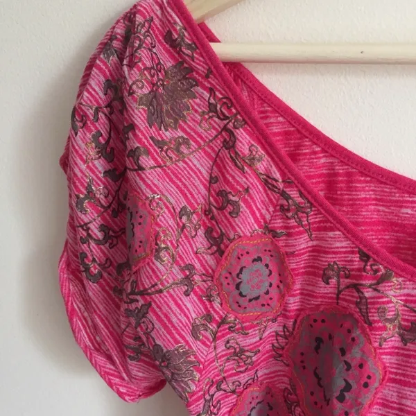 Free People Vintage Y2K Pink Stripe Gold Metallic Floral Girly Short Sleeve Tee - Image 2