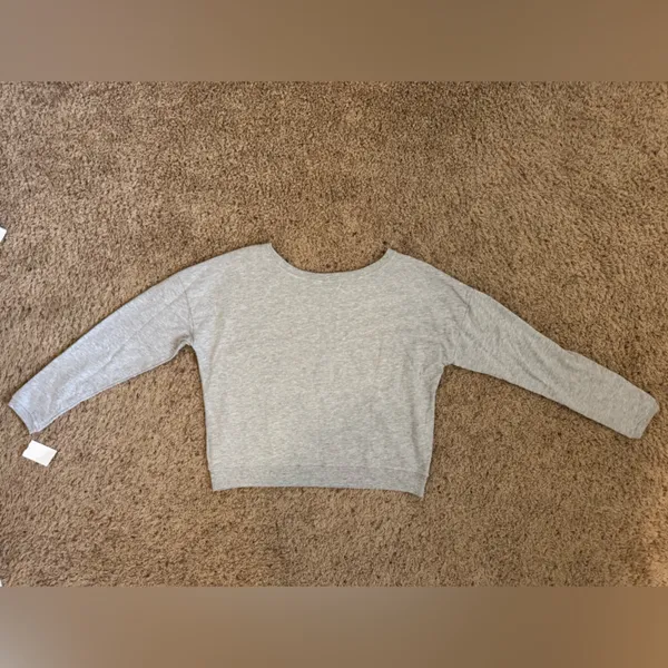 NWT Stranded Smile Gray Womens size Small - Image 4