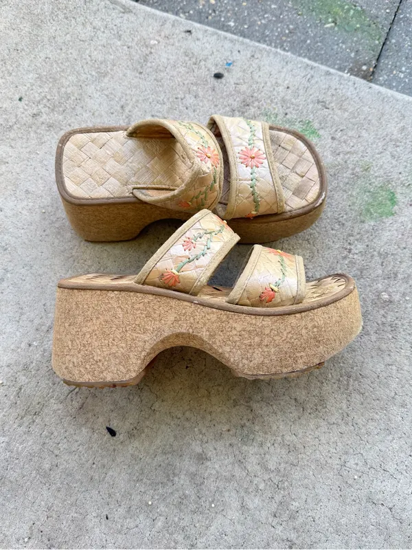 Handmade Woven Tan Sandals with Flower Embroidery - Image 2
