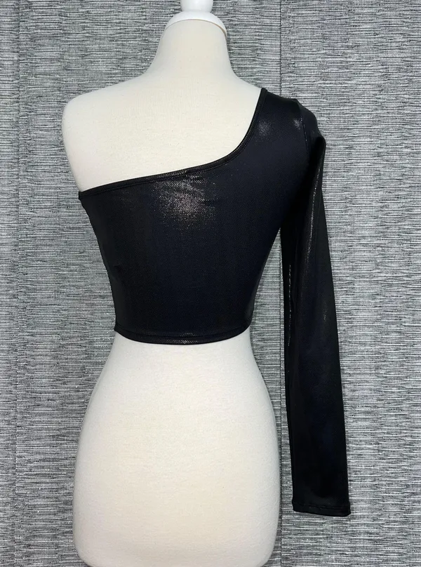 Forever 21 New Without Tag Black Shiny One Shoulder Stretchy Going Out Crop Top - Image 4