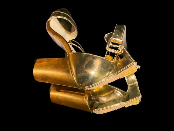 Forever 21 Gold Metallic Thick Platform Heels With Ankle Straps Size 9 Constance-01 - Image 4