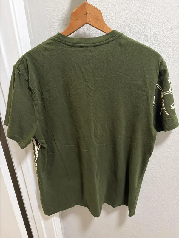 Y2K Guess T Shirt Embroidery Flowers With Tiger Green Sz M - Image 4