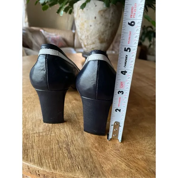 Vintage Monique Women’s Black/White Genuine Leather Hills Pumps Size 7M - Image 10