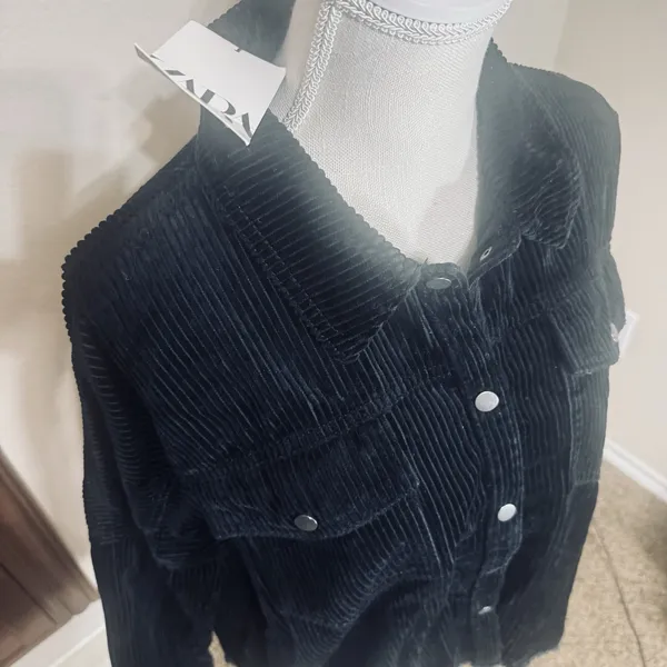 NWT ZARA Black Corduroy Shirt Jacket Shacket Women’s L raw hem fringe grunge - Image 2