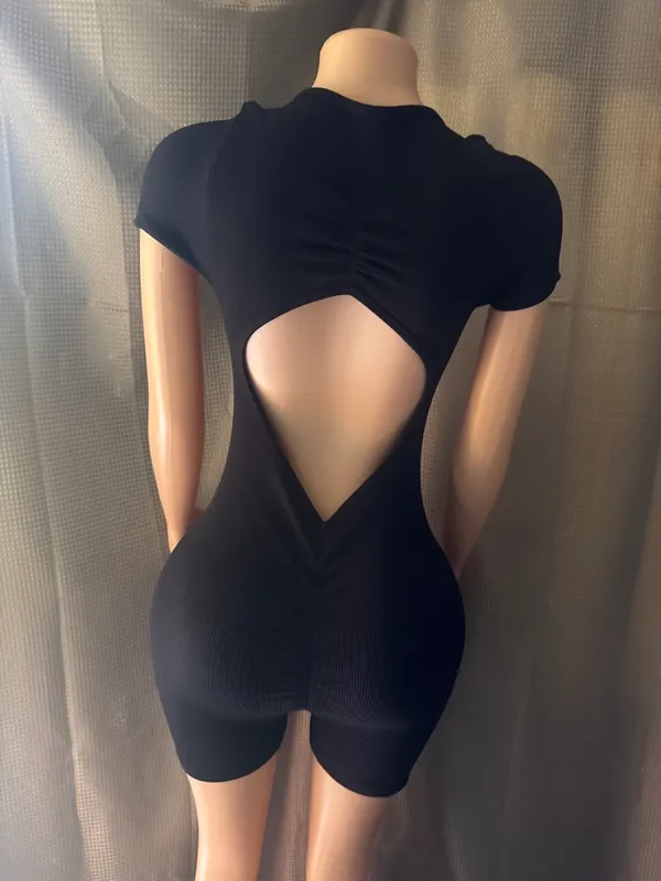 New beautiful black romper Size M - Image 2
