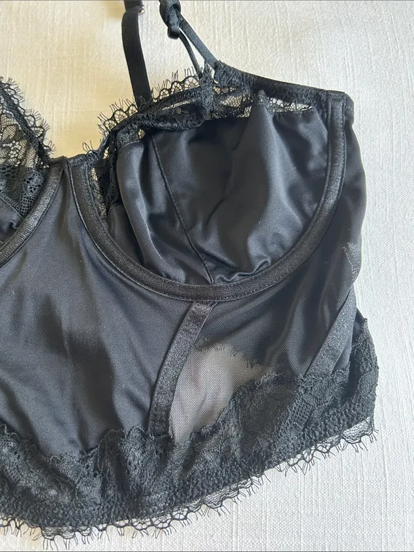 Black Lace Longline Bralette Size M - Image 4