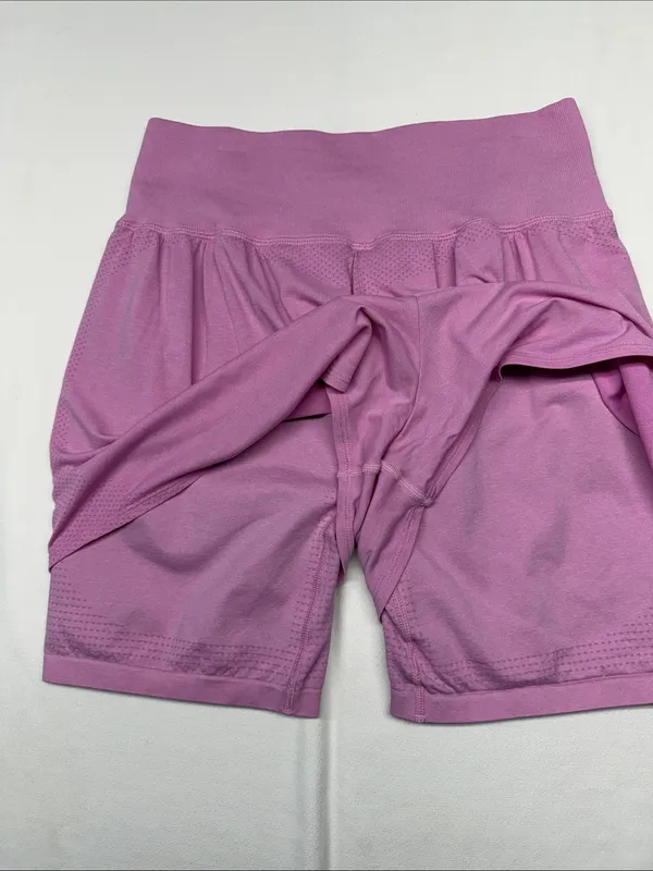 Gymshark Lavender Seamless 2-in-1 Shorts - Image 3