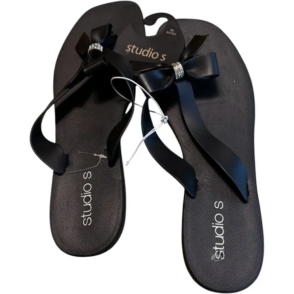 Studio S Black Women's Low Heel Flat Bow Details Sandals XL - Image 2