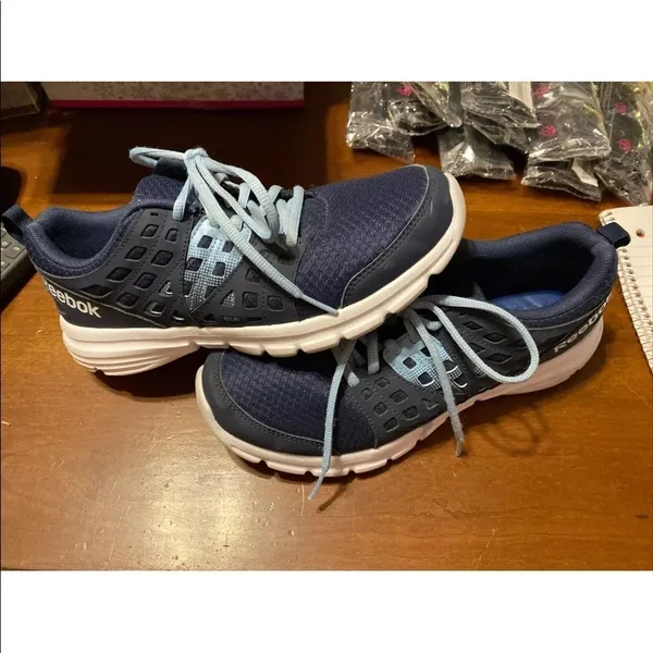 Reebok Women’s Running Shoes Blue Athletic Sneakers Size 8.5 Lightweight Trainer - Image 2