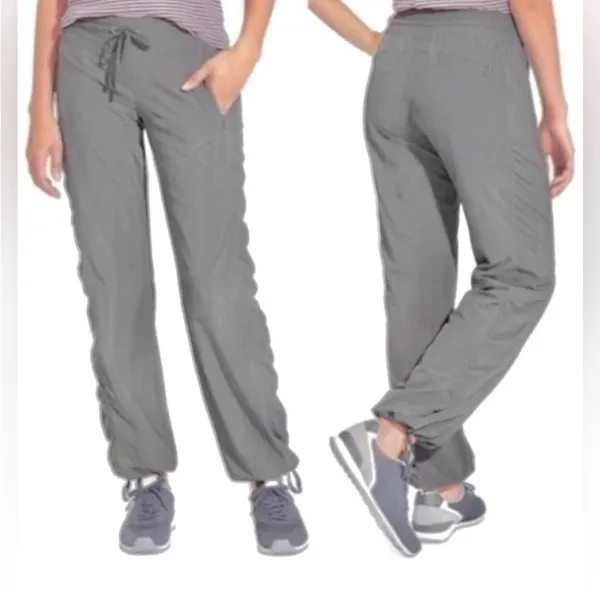 Athleta Women's Gray LaViva Dance Track Pants - Size 4 - Image 2