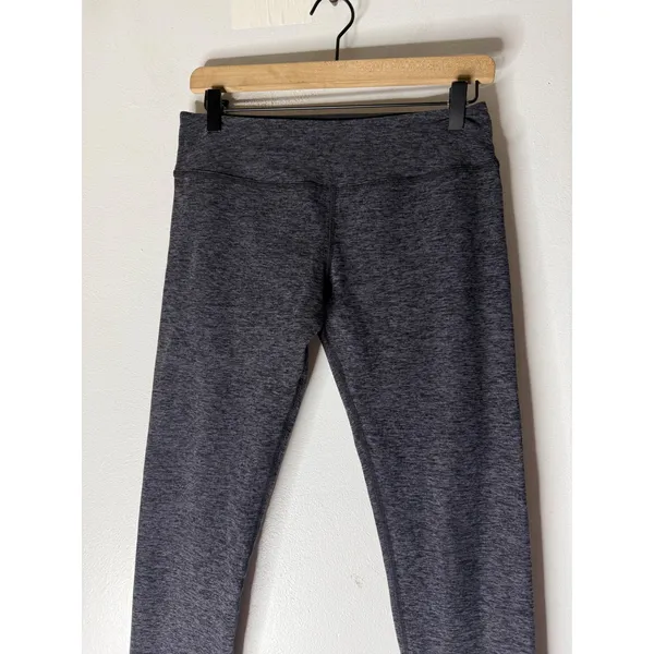 Beyond yoga‎ gray ankle leggings size Large - Image 3
