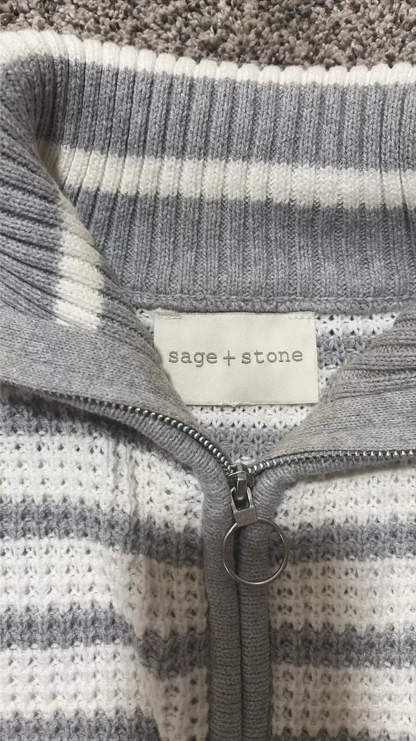 Striped quarter Zip Sweater Gray - Image 2