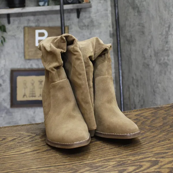 NWT Universal Thread Womens Harlan Dress Boots 88098579 Taupe Brown 6M - Image 5