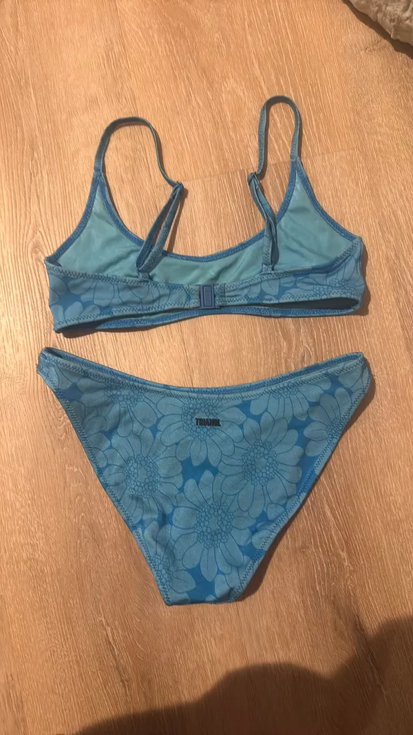 Triangl Bikini Set - Image 2