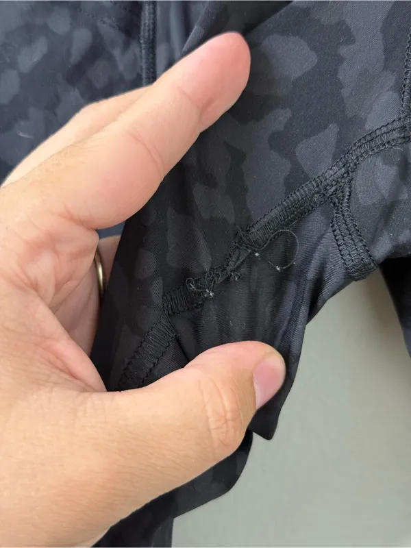 {6} FLAWS Lululemon Fast and Free Tight II 25" - Formation Camo Deep Coal - Image 5