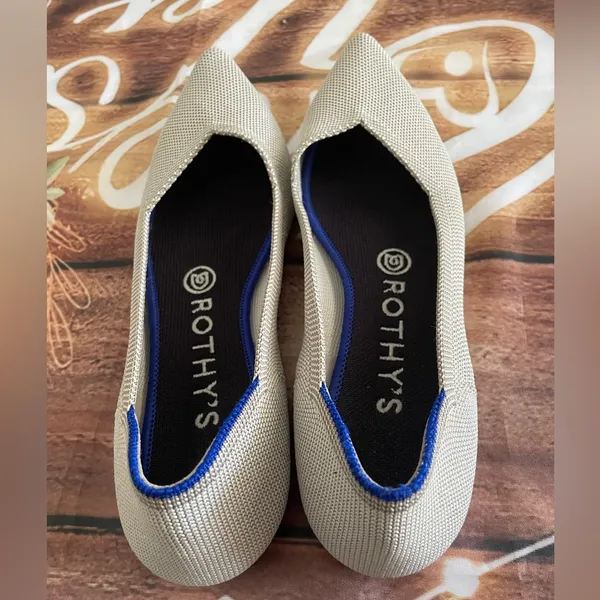 Rothy's Cream Flats with Pointed Toe and Slip-On Design - Image 3