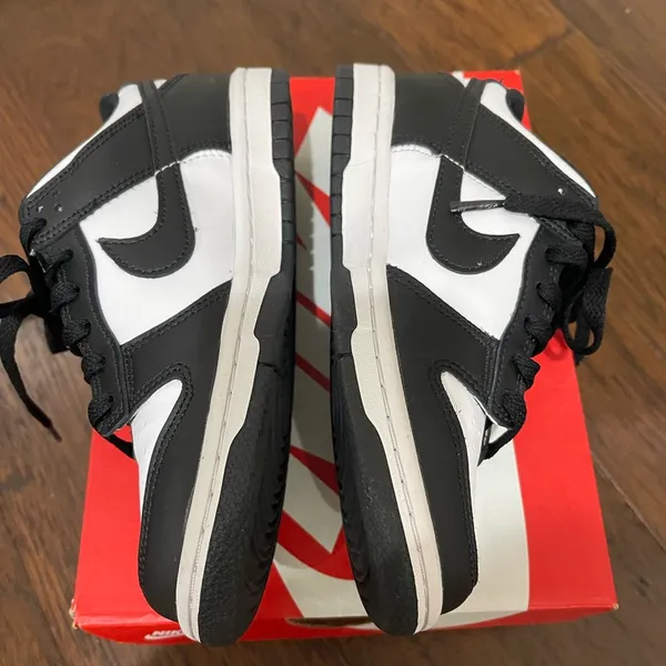 Nike Dunks Panda - Image 7