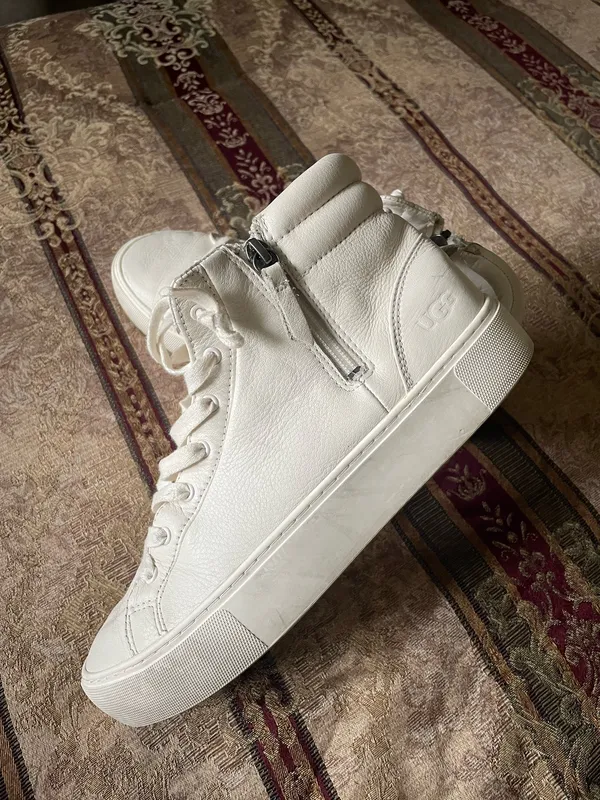 UGG Women White Leather High top Sneakers - Image 4