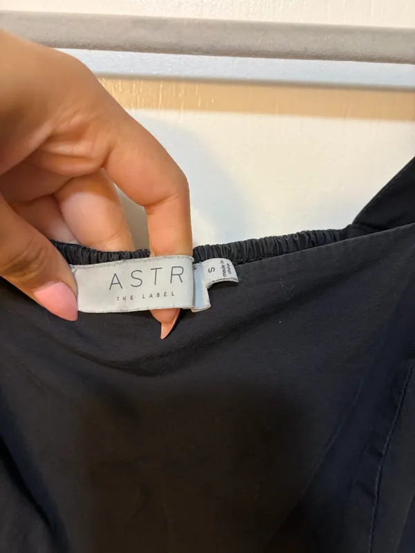 ASTR The Label Poplin Puff Sleeve Dress - Image 3