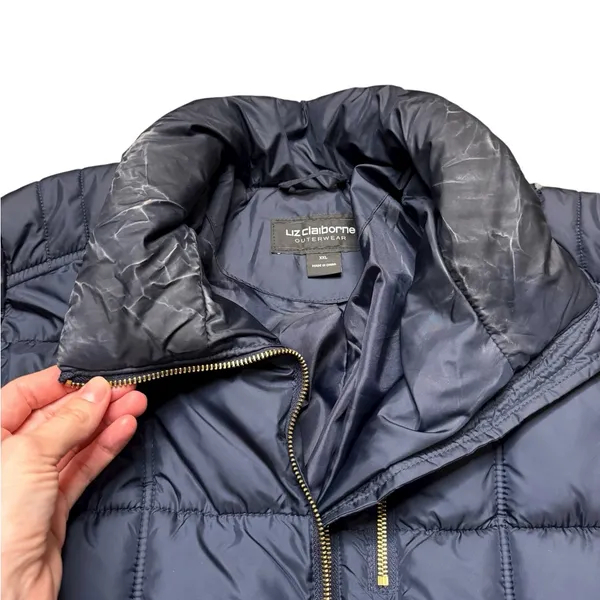 🧥‎ Liz Claiborne Women’s Navy Quilted Puffer Coat XXL Gold Zip Longline Warm 🧥 - Image 3