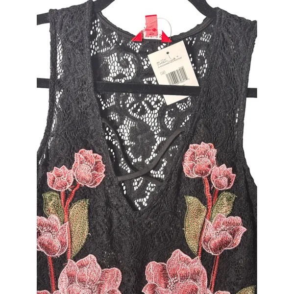 GUESS Womens Kassandra Lace Bodysuit S Black Rose Applique Floral Romantic - Image 4