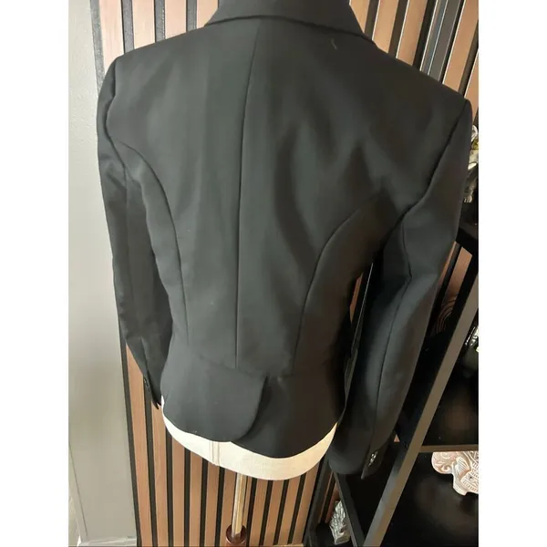 Express black form fitting blazer size 6 office blazer office wear - Image 4