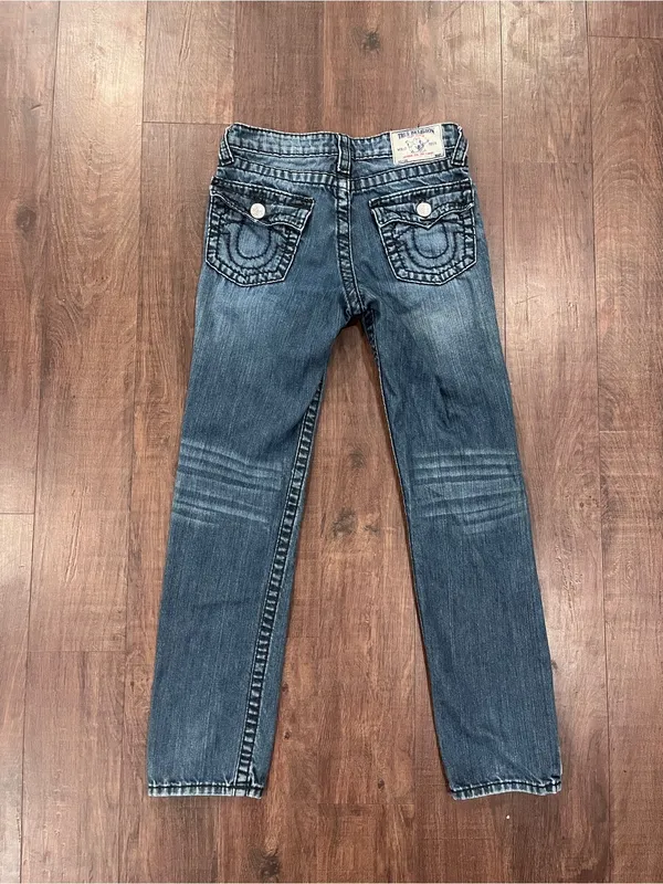 True Religion Women's Jeans Size 12 Dark Wash Slim Leg Big T - Image 6