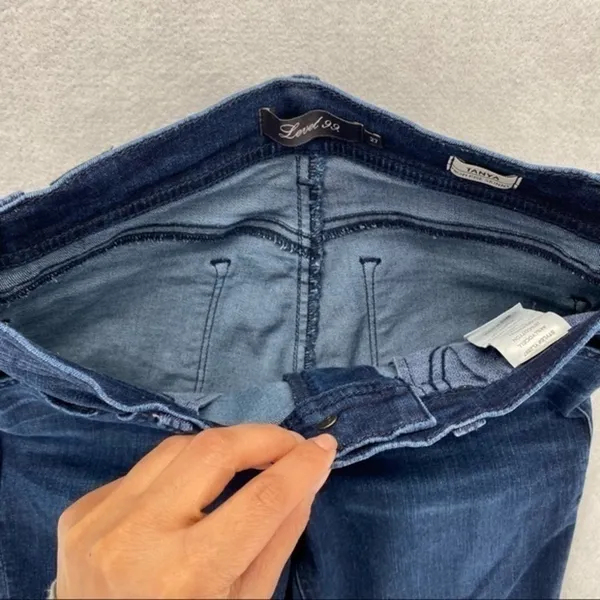 Level 99 Tanya‎ High Rise Cropped Skinny Jean - Image 9