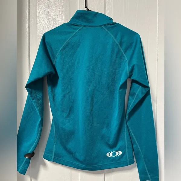 Salomon women’s 1/4 zip actilite long sleeve pullover size small - Image 3