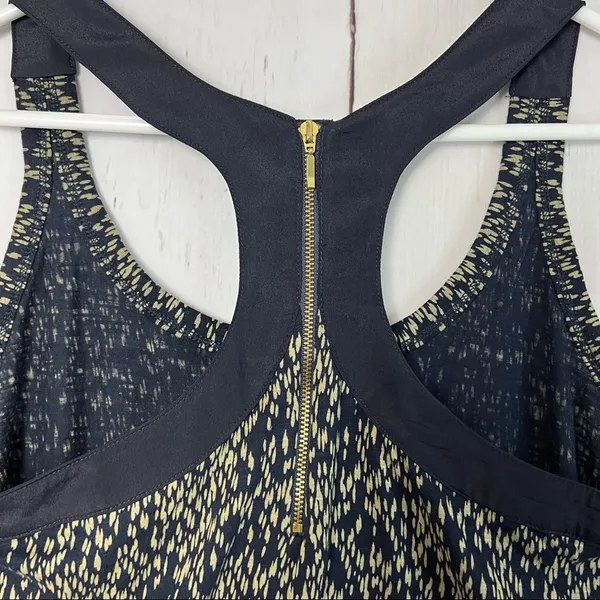 Banana Republic Womens Racerback Tank Sz M - Image 5