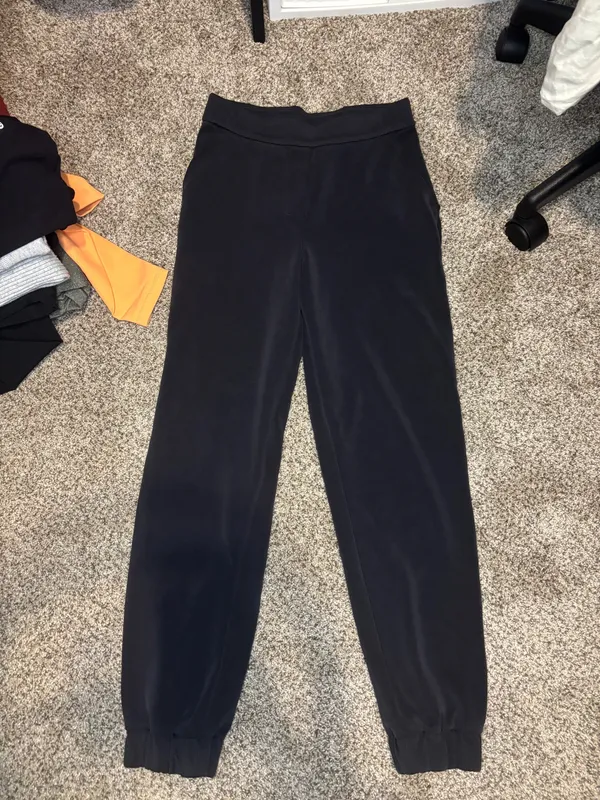 Black Lululemon Joggers High-Rise - Image 5