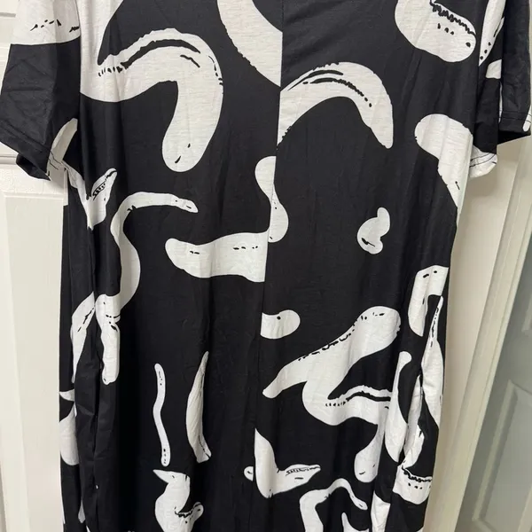 Black & White Abstract Maxi Dress – Size XL – NWT – Summer Outing Ready - Image 7