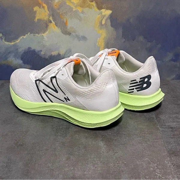 New Balance DynaSoft Pro Run v2 Women's White Running Shoes Size 10B - Image 7