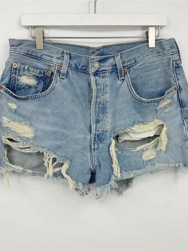 Levi's 501 Distressed Button Fly High Waisted Denim Shorts Size 31 Boho - Image 7