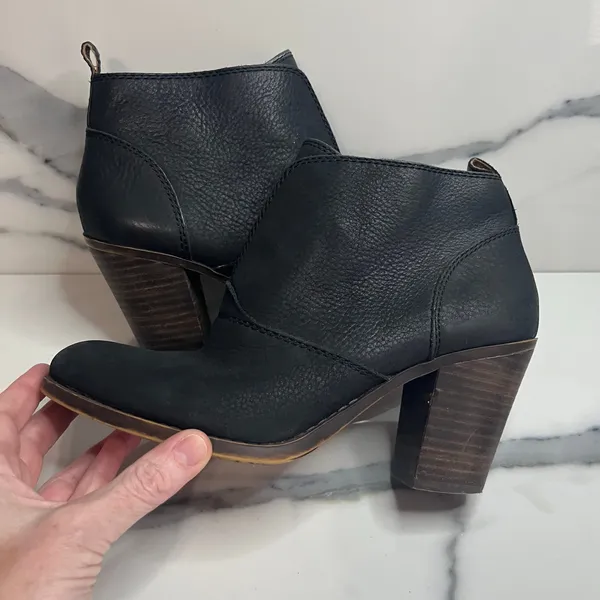 Lucky Brand Women's Black Leather Ehleen Boots Sz 8 Festival Boho Minimalist - Image 6